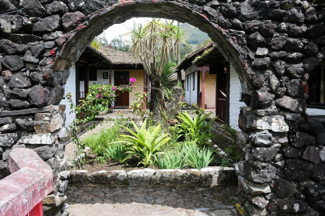Hosteria El Trapiche Lodge & Spa บาญอส ภายนอก รูปภาพ