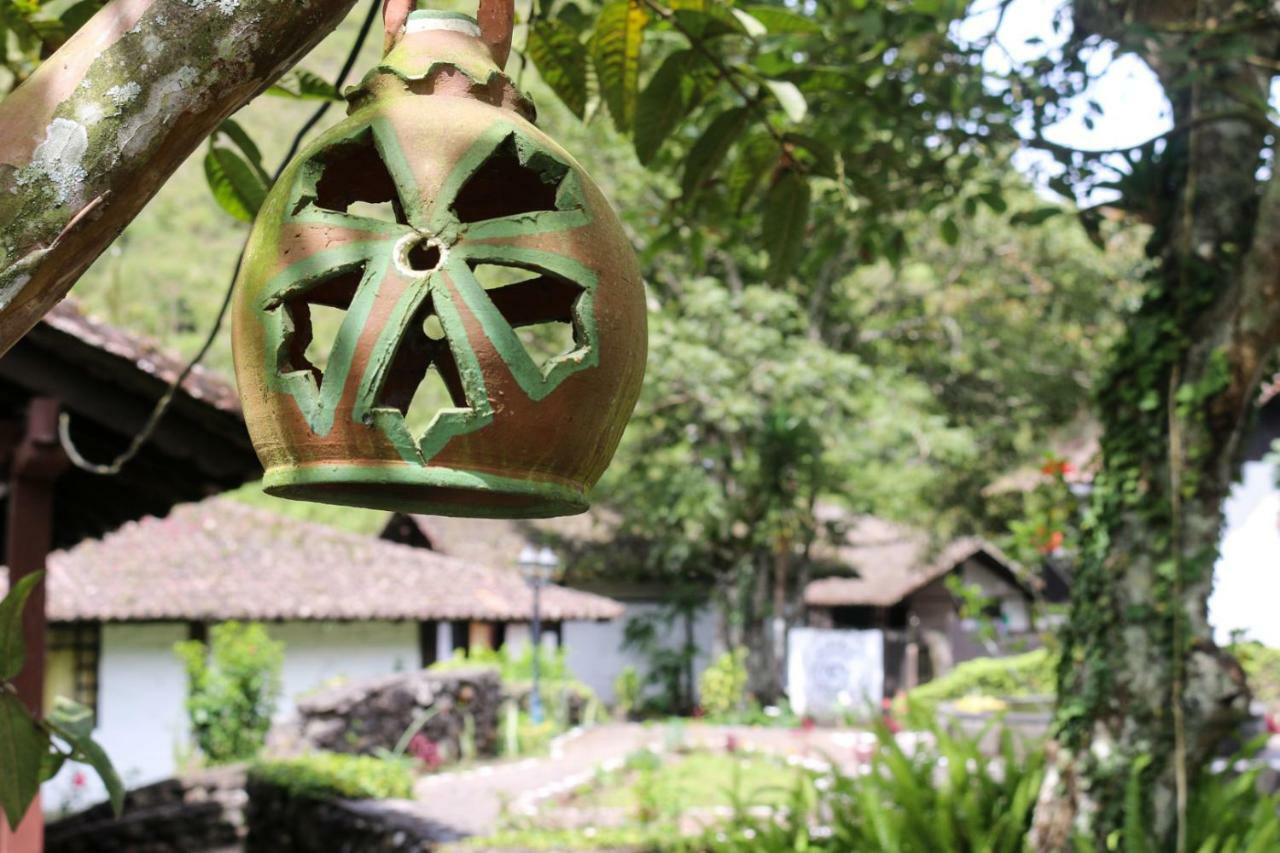 Hosteria El Trapiche Lodge & Spa บาญอส ภายนอก รูปภาพ